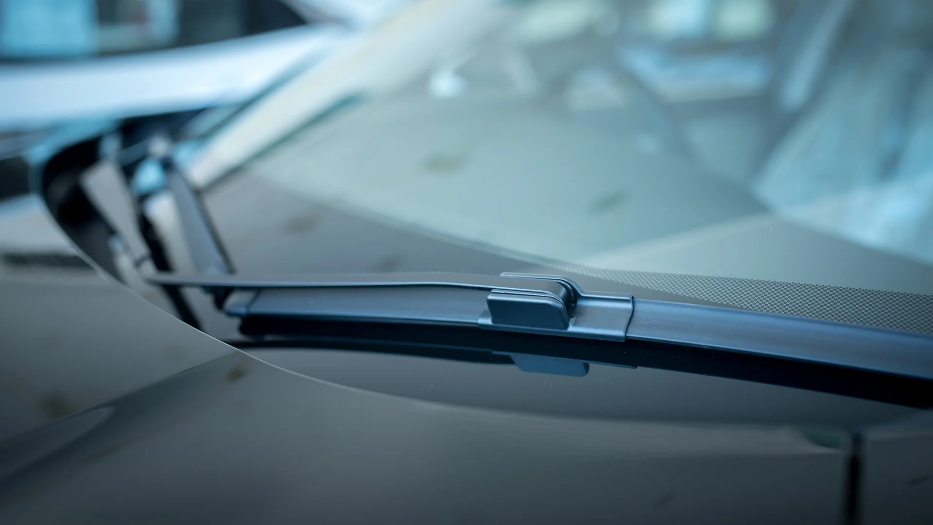 Featured image for “The Truth About Gorilla Glass Windshields: Do They Really Last Longer?”